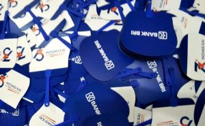 Kipas Plastik Promosi Bank 