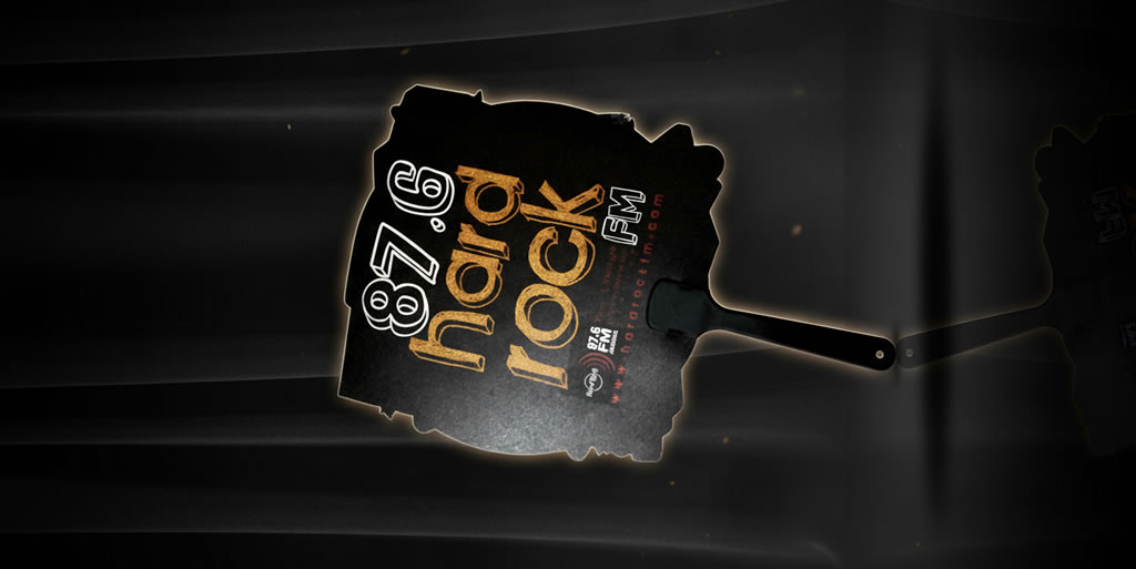 Cetak Kipas Tangan Plastik – Hand Fan Custom Bentuk Karakter Untuk HardRock FM