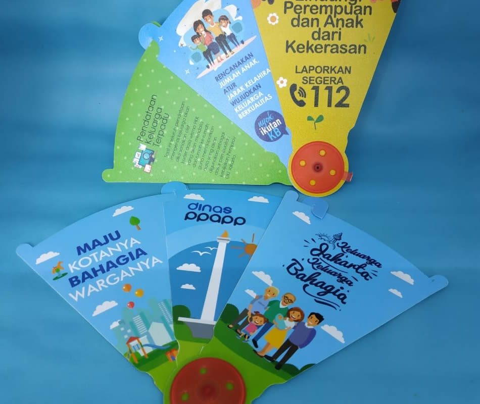 Kipas PVC Lipat - Kipas Promosi Keluarga Jakarta Keluarga Bahagia